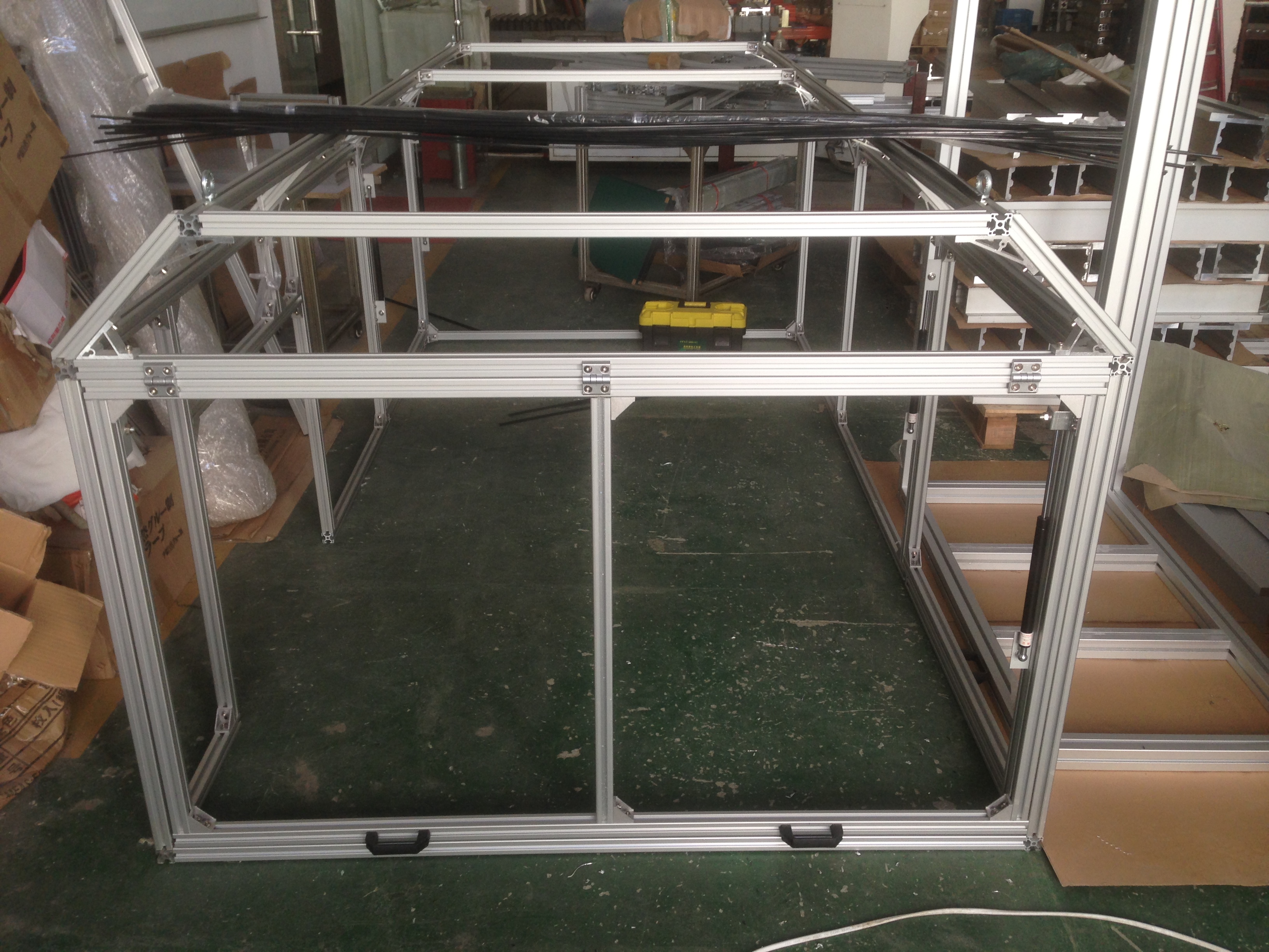 鋁型材架子配件不同，安裝方法不同