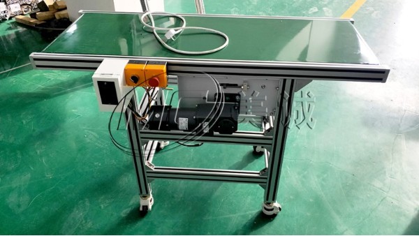 移動(dòng)式皮帶輸送機(jī) 移動(dòng)式皮帶輸送機(jī)