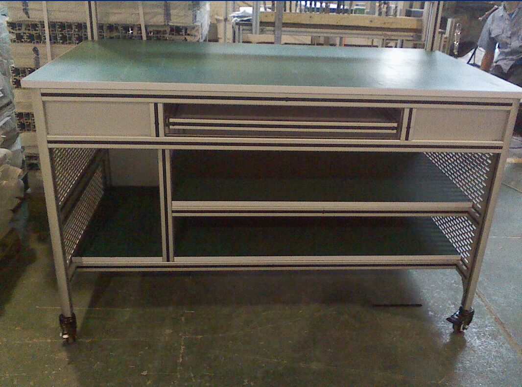 定制檢驗臺工作臺，現(xiàn)在流行鋁材質(zhì)