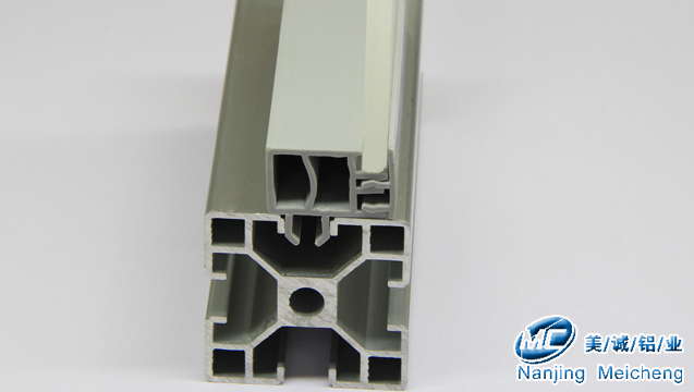 工業(yè)鋁型材配件卡條.